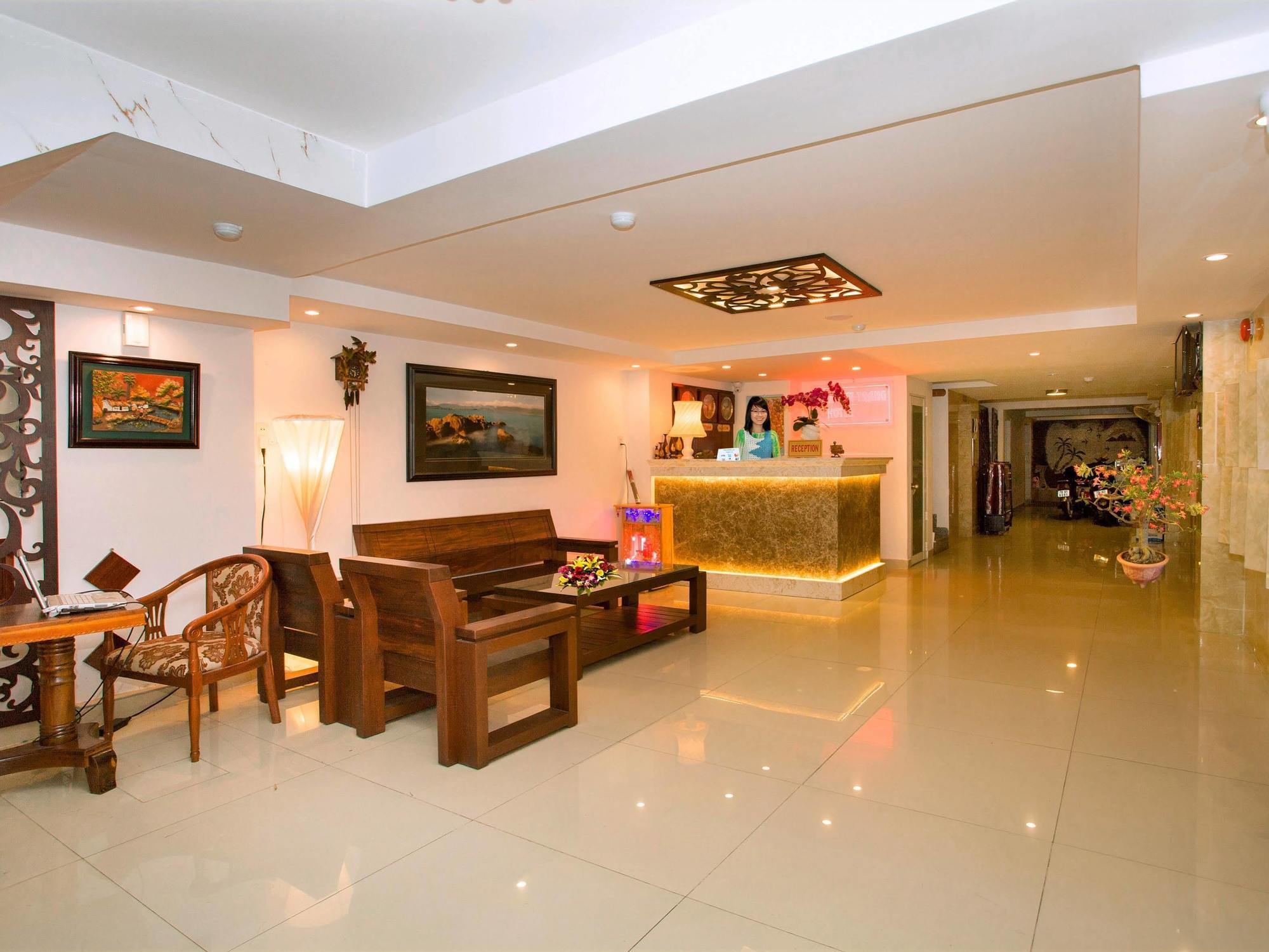 เร็กซ์ โฮเต็ล แอนด์ อพาร์ตเมนต์ Hotel ญาจาง ภายนอก รูปภาพ