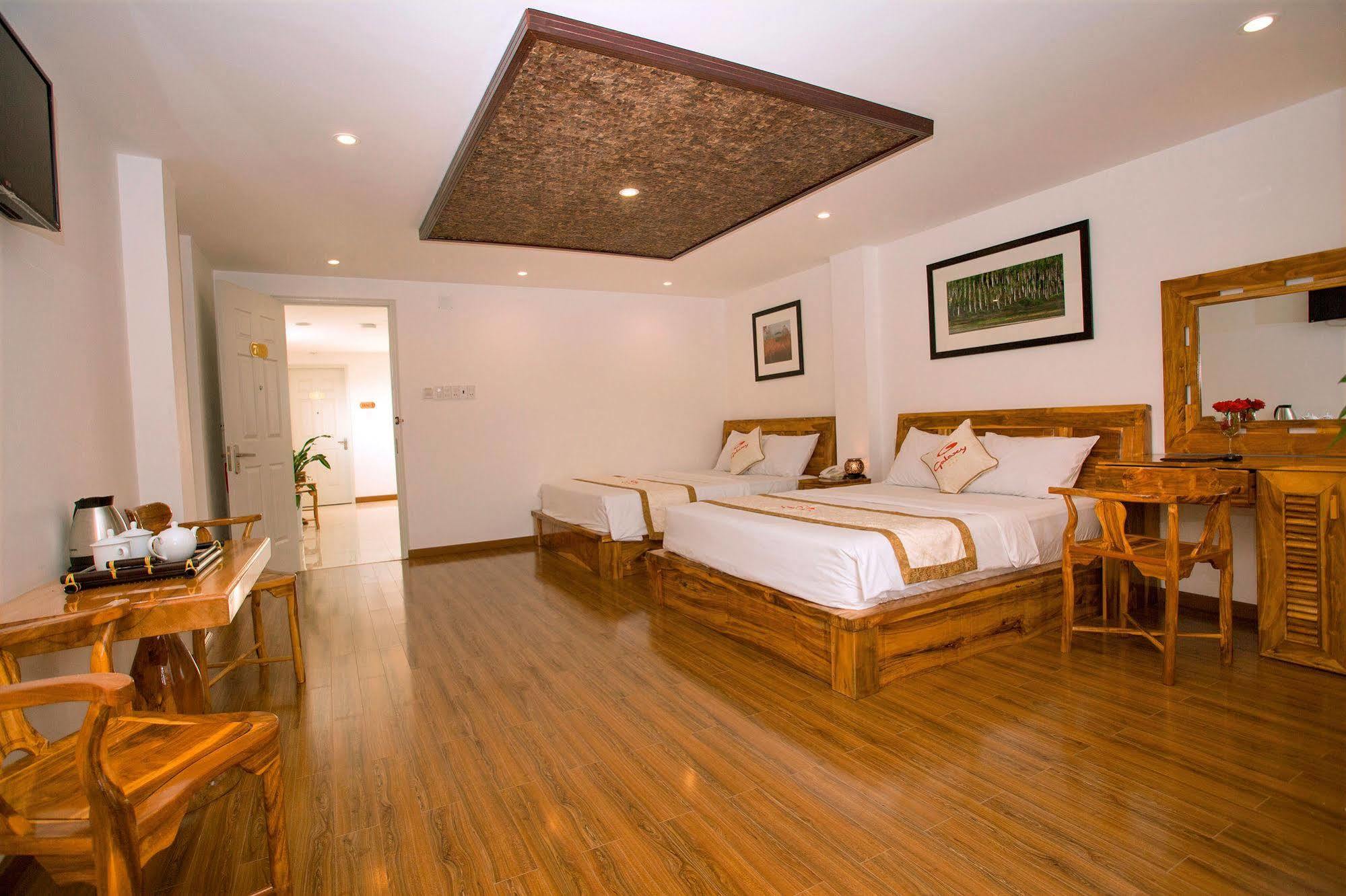 เร็กซ์ โฮเต็ล แอนด์ อพาร์ตเมนต์ Hotel ญาจาง ภายนอก รูปภาพ