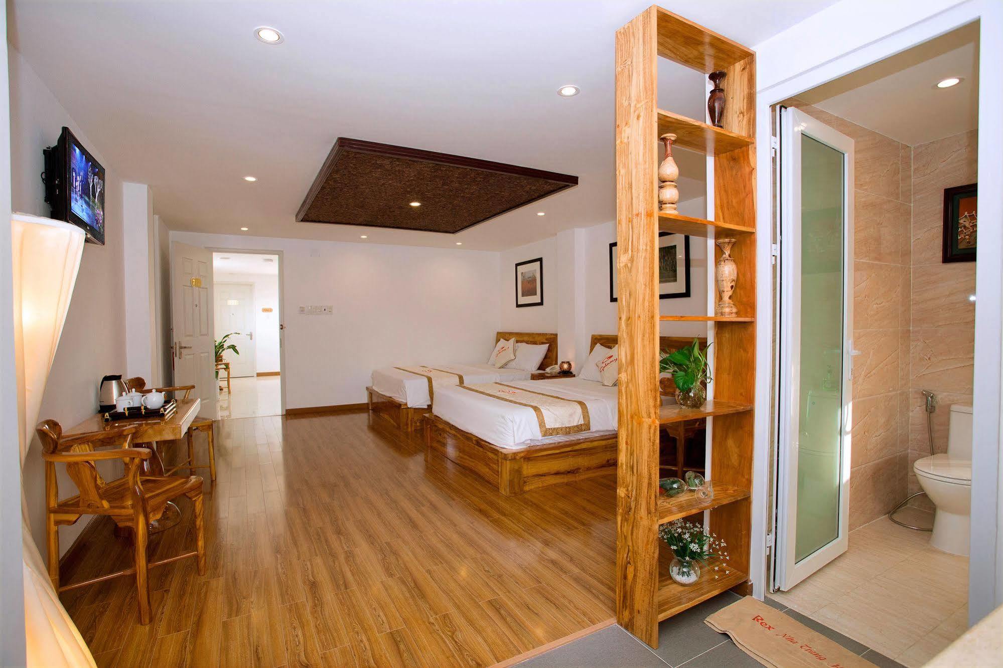 เร็กซ์ โฮเต็ล แอนด์ อพาร์ตเมนต์ Hotel ญาจาง ภายนอก รูปภาพ