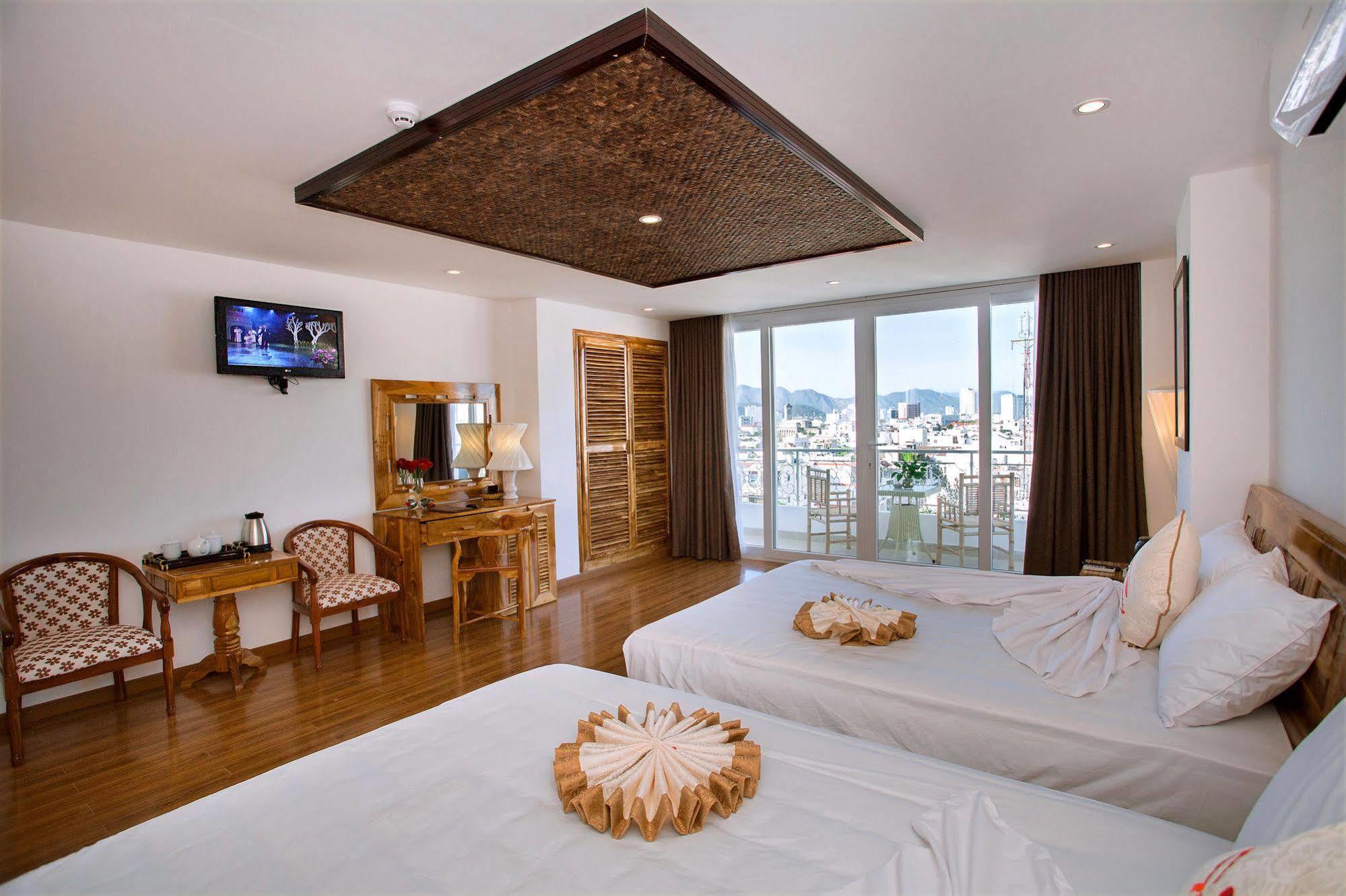 เร็กซ์ โฮเต็ล แอนด์ อพาร์ตเมนต์ Hotel ญาจาง ภายนอก รูปภาพ