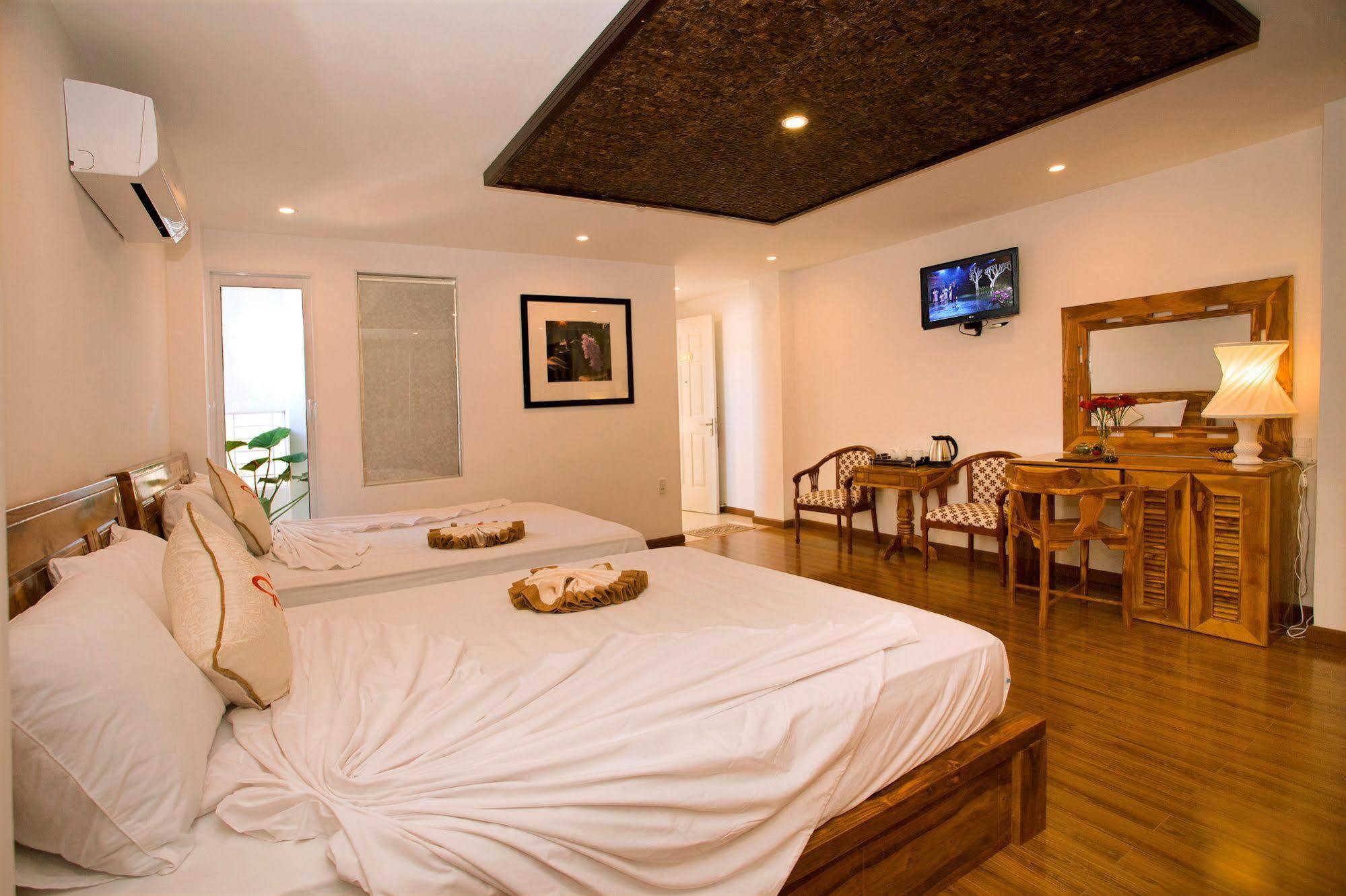 เร็กซ์ โฮเต็ล แอนด์ อพาร์ตเมนต์ Hotel ญาจาง ภายนอก รูปภาพ